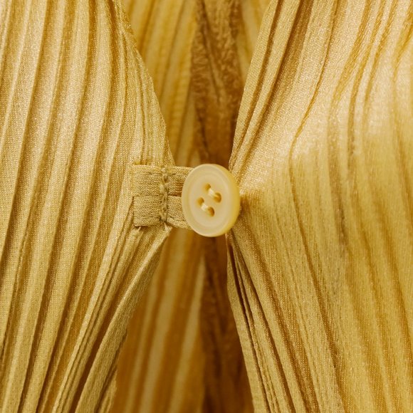 Issey Miyake Pleats Please Single Tan Button Jacket - Picture 7 of 9